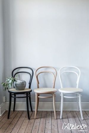 Chaise de table style bistrot en bois blanc et cannage - RETIF