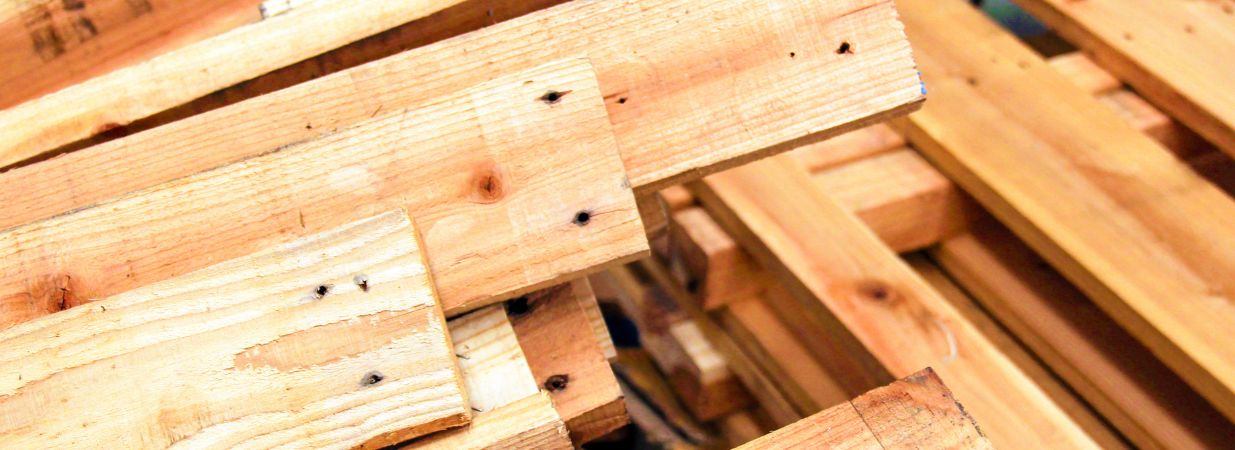 Tuto : Fabriquez un porte-ustensile en bois à fixer sur votre